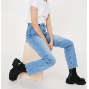 Straight Jeans | Nasty Gal | Size 6